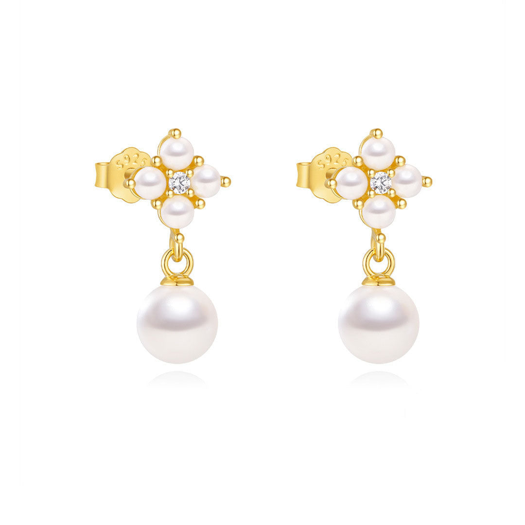 Viktorie – Jemné zlaté náušnice s delikátním třpytem.