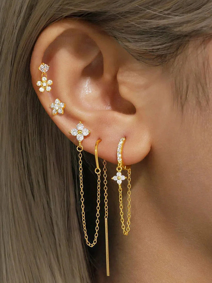 Magdaléna – Zlaté náušnice s minimalistickým designem.