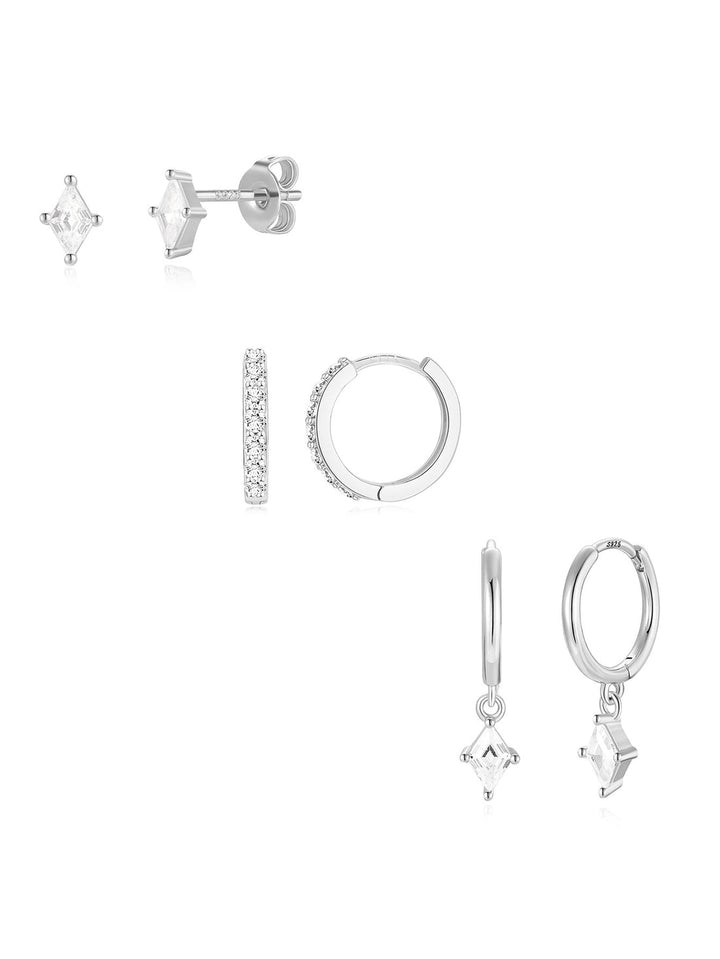 Veronika – Jemné zlaté náušnice s třpytem.