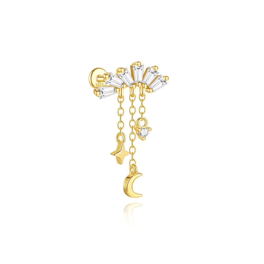 Miriam – Zlaté náušnice s jasnou strukturou.