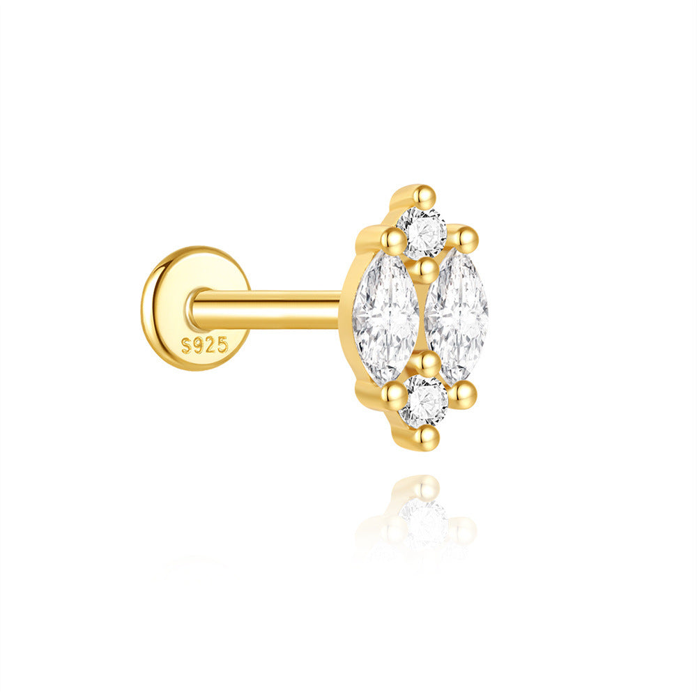 Martina – Zlaté náušnice s jasnou linií.