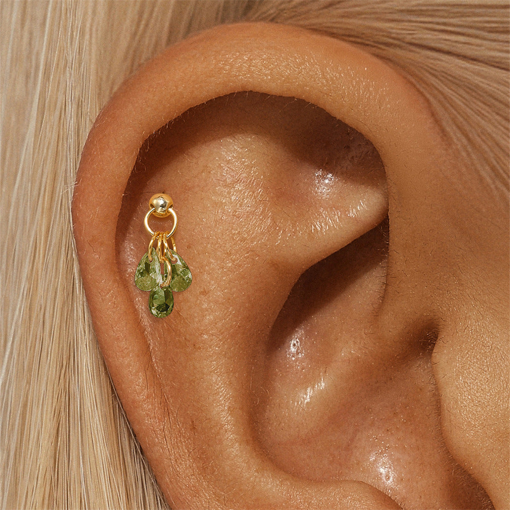 Jasmina – Zlaté náušnice s jednoduchou rafinovaností.