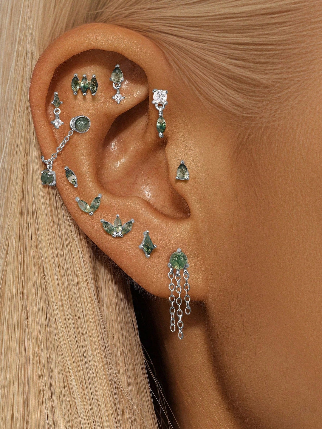 Sofie-Marie – Jemné zlaté náušnice s pohybem.