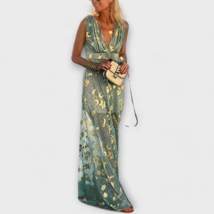 Šaty s V-výstřihem a detailními flitry