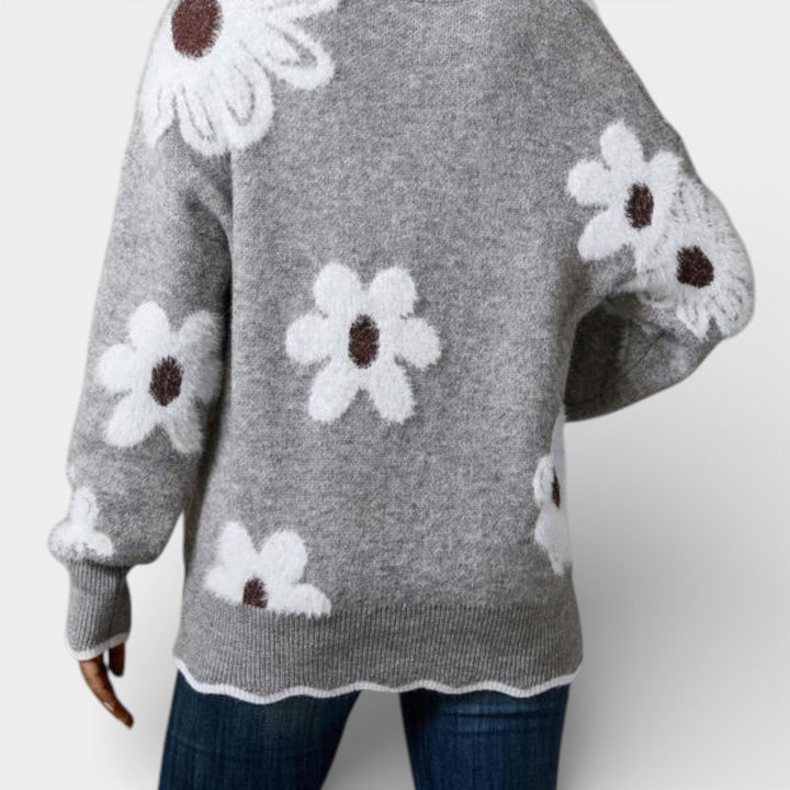 Zuzanna – Svetr s výstřihem do V a květinovým vzorem