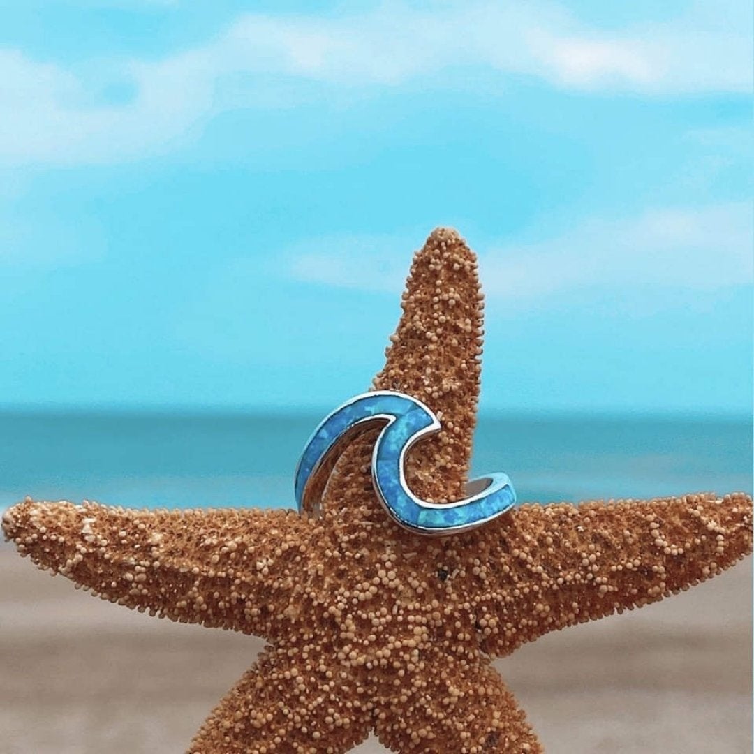 Stříbrný modrý opálový prsten vlny