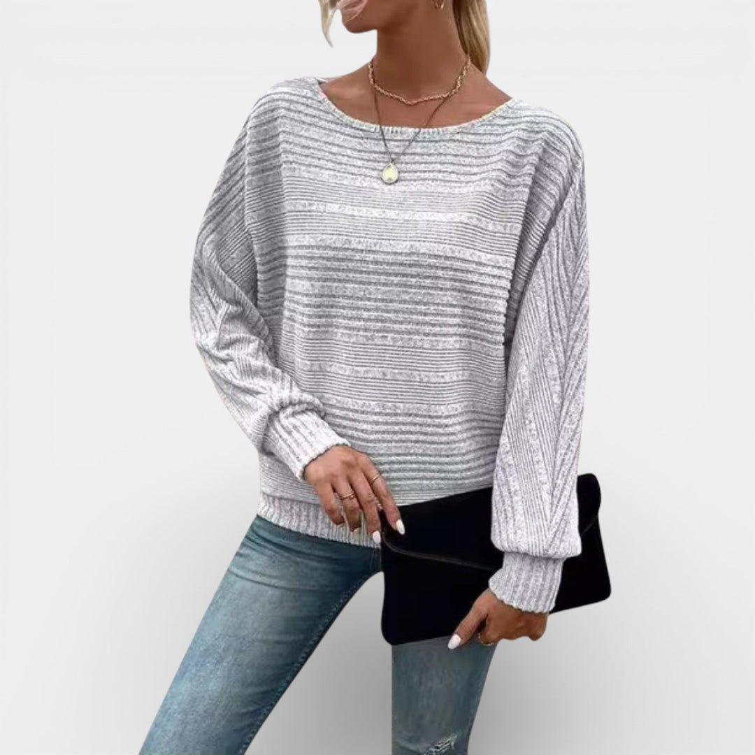 Roksana – Pletené pončo s žebrovanou strukturou