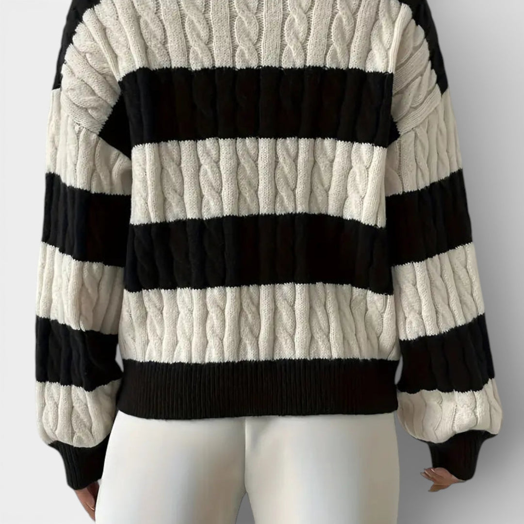 Tereza – Pruhovaný pletený svetr s výstřihem do V