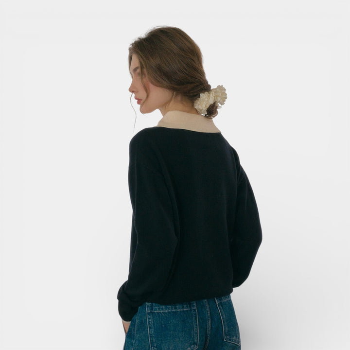 Hanna – Svetr s elegantním polo límcem