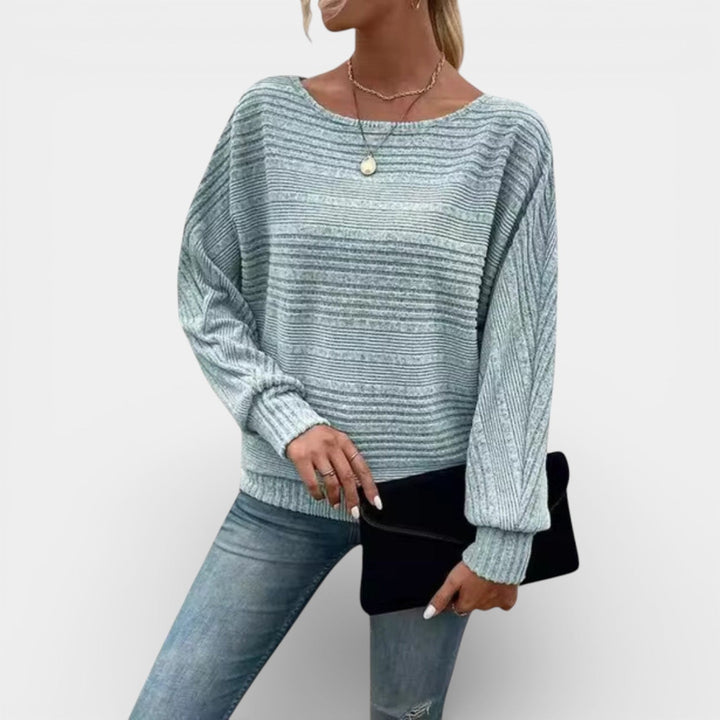 Roksana – Pletené pončo s žebrovanou strukturou