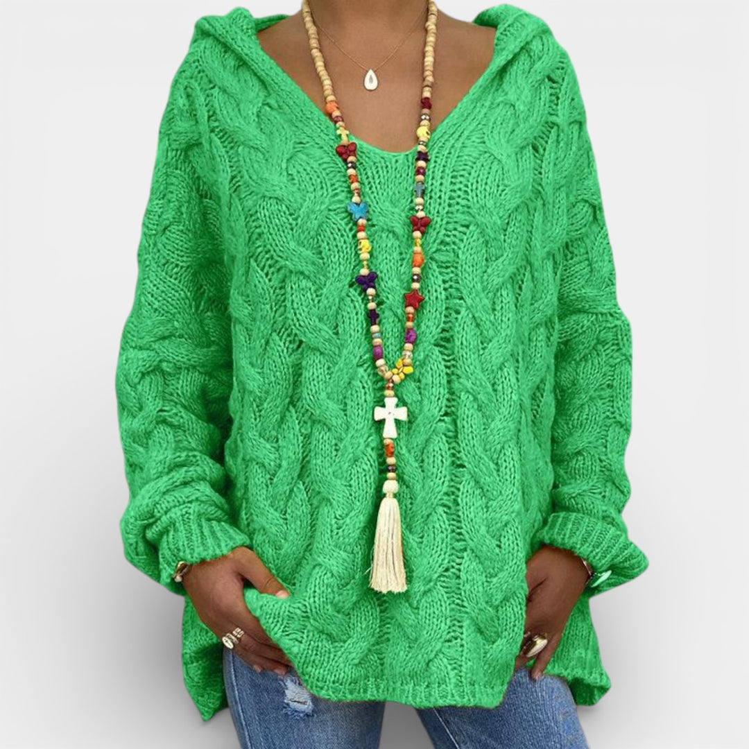 Veronika – Pletený svetr s kapucí a copánkovým vzorem