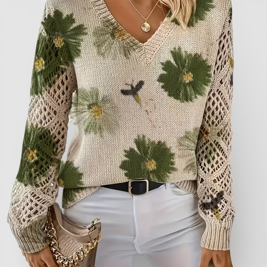 Blanka – Svetřík s jemným květinovým motivem