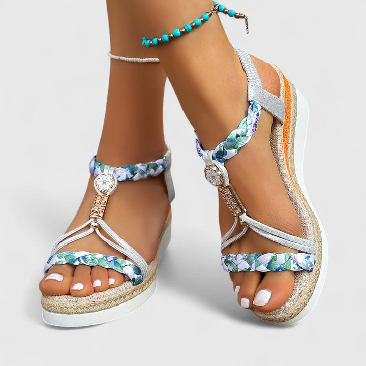 Lenka - Pohodlné sandály na klínku