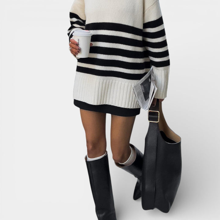 Marcelina – Svetr s pruhy a mock límcem