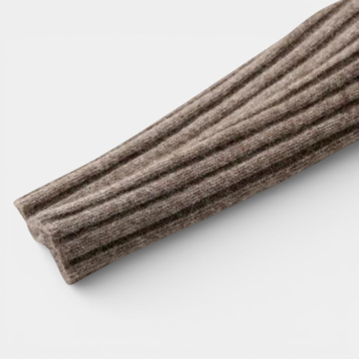 Šárka – Pletené svetrové šaty s rolákem