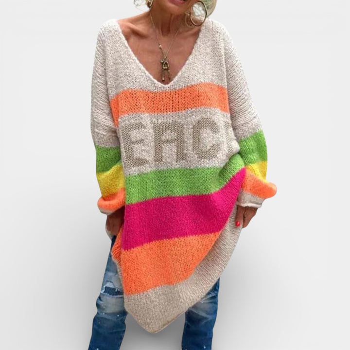 Cecílie – Dlouhý pletený svetr s výstřihem do V a nápisem