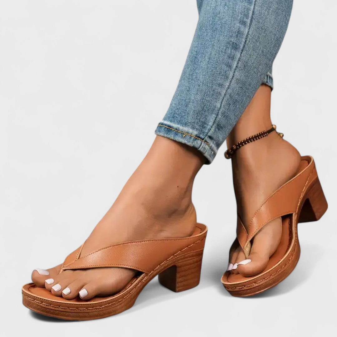 Petra - Ortopedické pantofle s podpatky