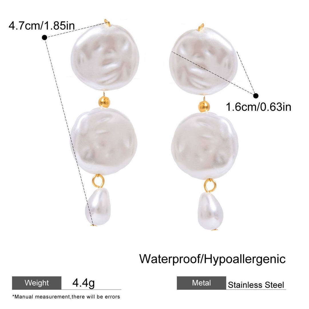 Romina – Zlatý náramek s perlami a jemnými články.