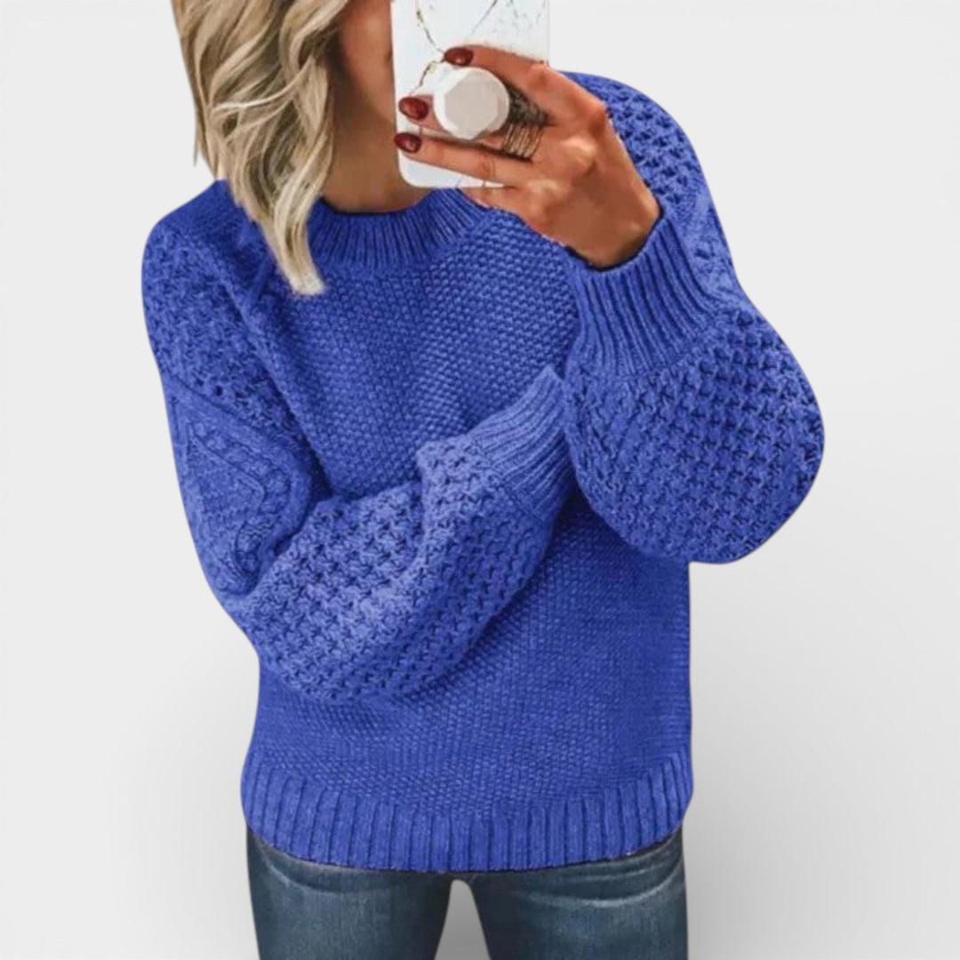 Iwona – Strukturální svetr s texturovanými rukávy
