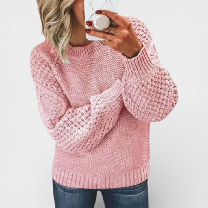 Iwona – Strukturální svetr s texturovanými rukávy
