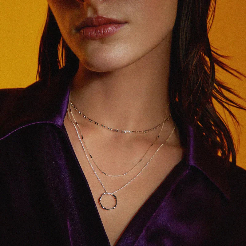 Otevřený trojřadý náhrdelník