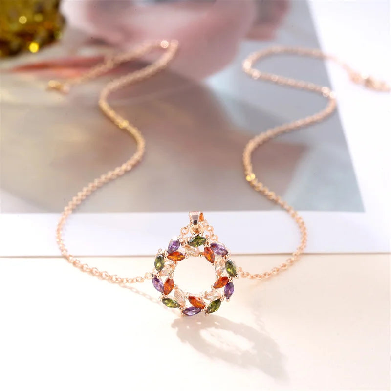 Náhrdelník s kouzlem zářící duhy