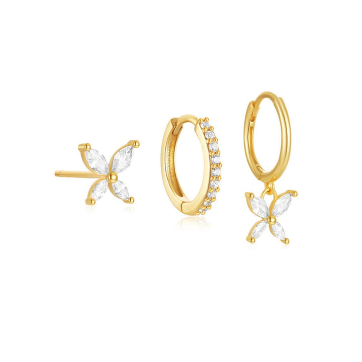 Patricia – Zlaté náušnice s jemnou strukturou.