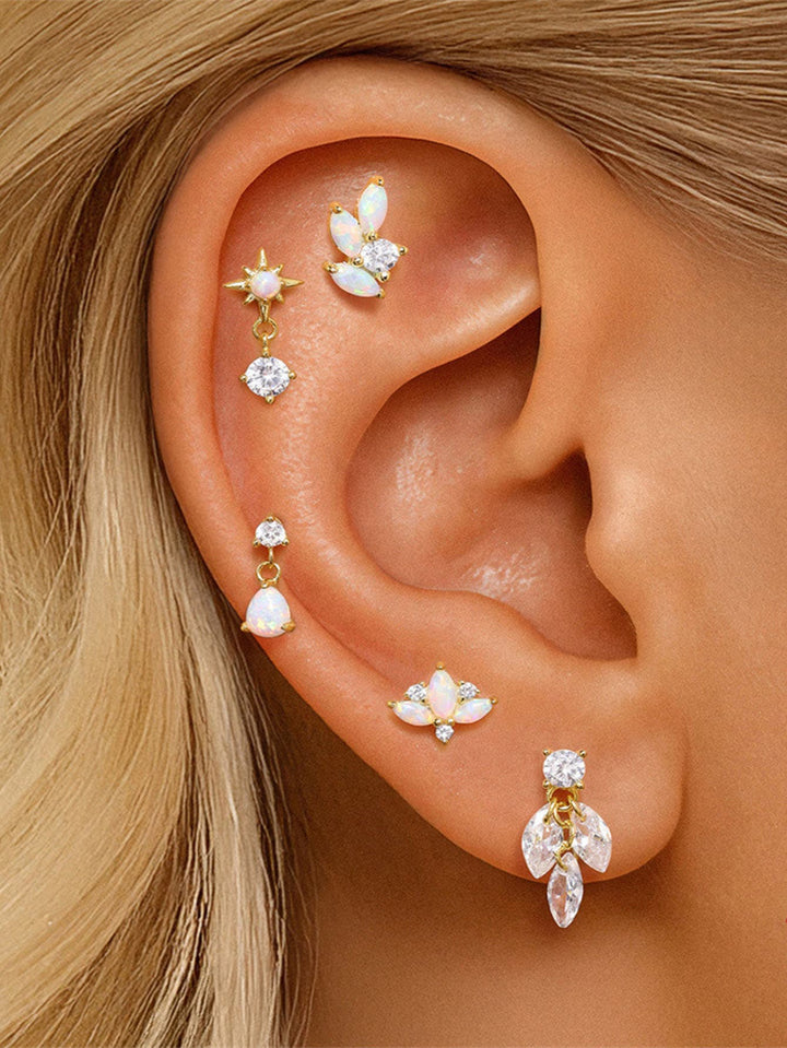 Kateřina – Jemné zlaté náušnice s pohybem.