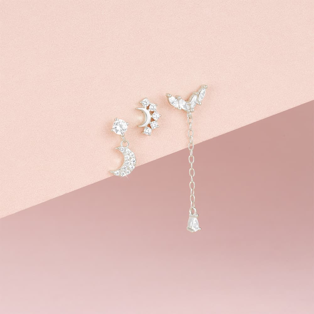 Carla – Zlaté náušnice s jemným zakřivením.