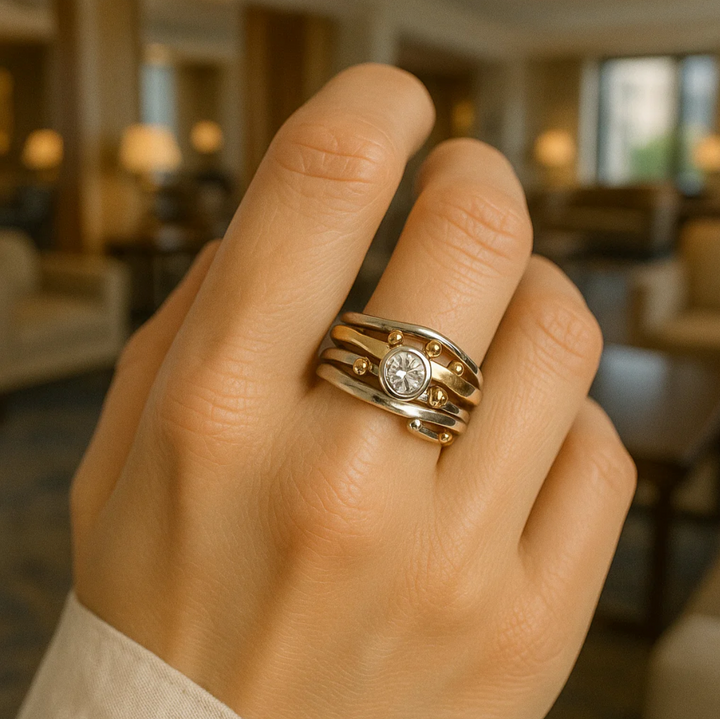 Štěpánka - Vintage zlatý prsten s inkrustovaným zirkonem