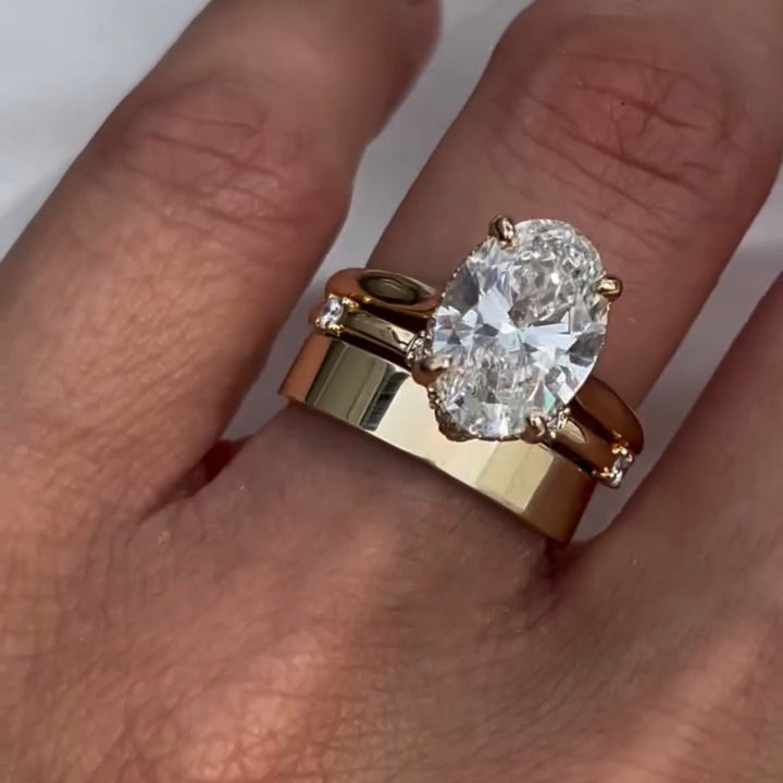 Johana – solitérní prsten s kulatým diamantem.