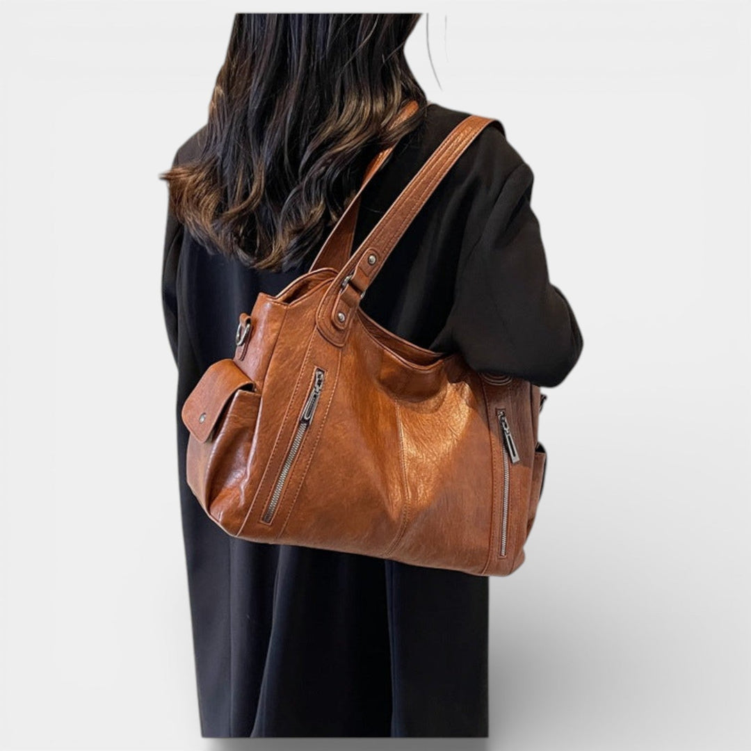 Karolína – Cestovní taška s velkou kapacitou