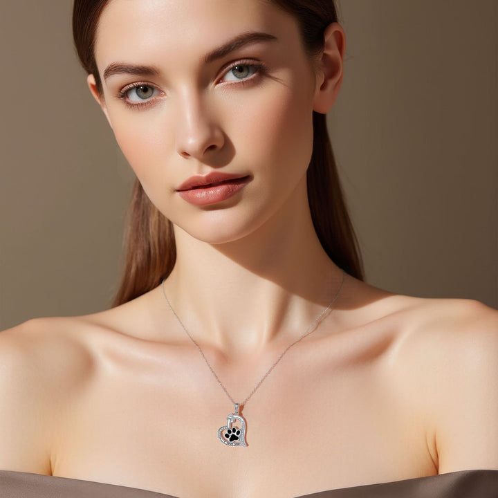 Náhrdelník s otiskem tlapky