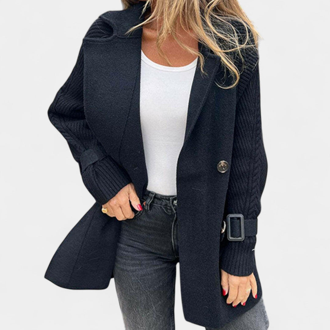 Majda - Středně dlouhý kabát s dvojitým zapínáním