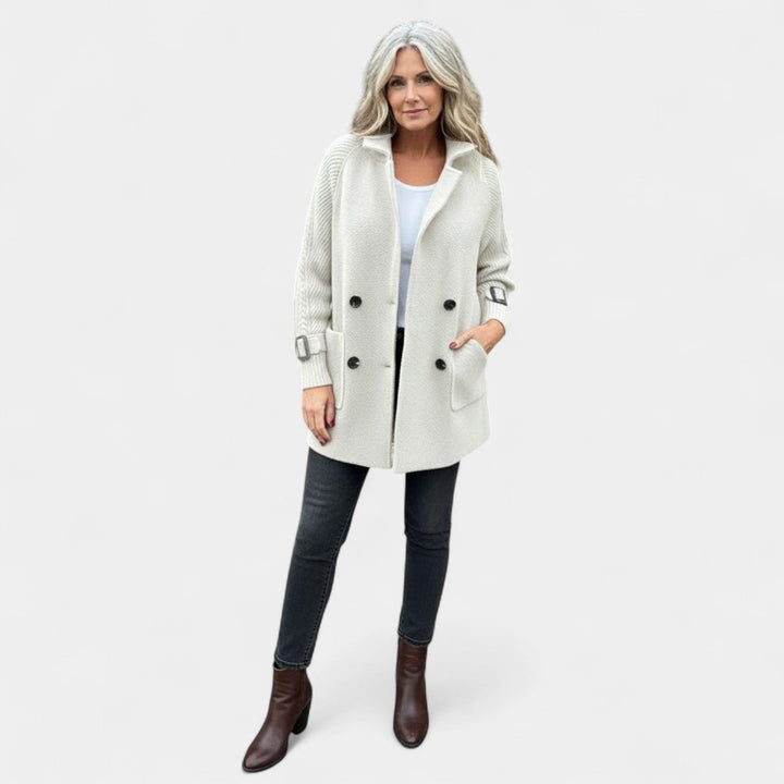 Majda - Středně dlouhý kabát s dvojitým zapínáním